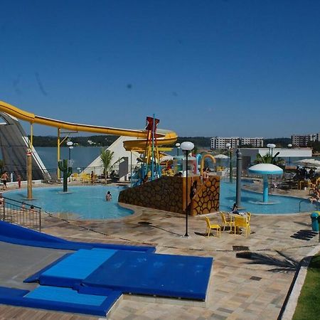 Resort Do Lago Apart Caldas Novas Εξωτερικό φωτογραφία