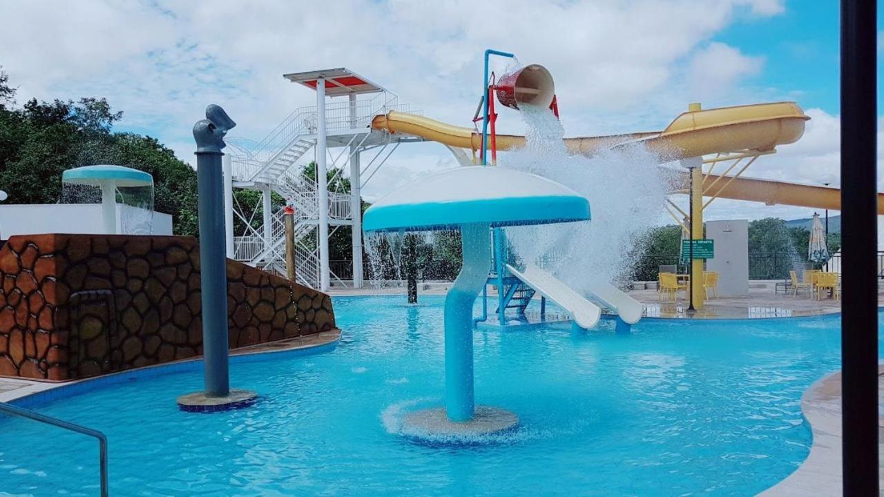 Resort Do Lago Apart Caldas Novas Εξωτερικό φωτογραφία